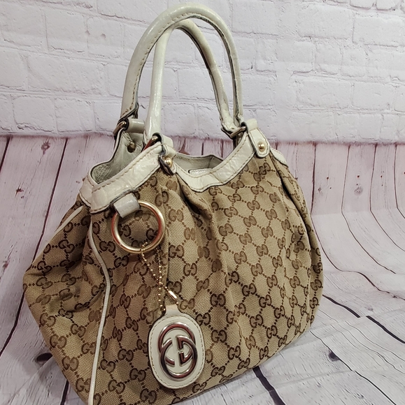 GUCCI GG SIGNATURE SUKEY HOBO BAG - Picture 3 of 15